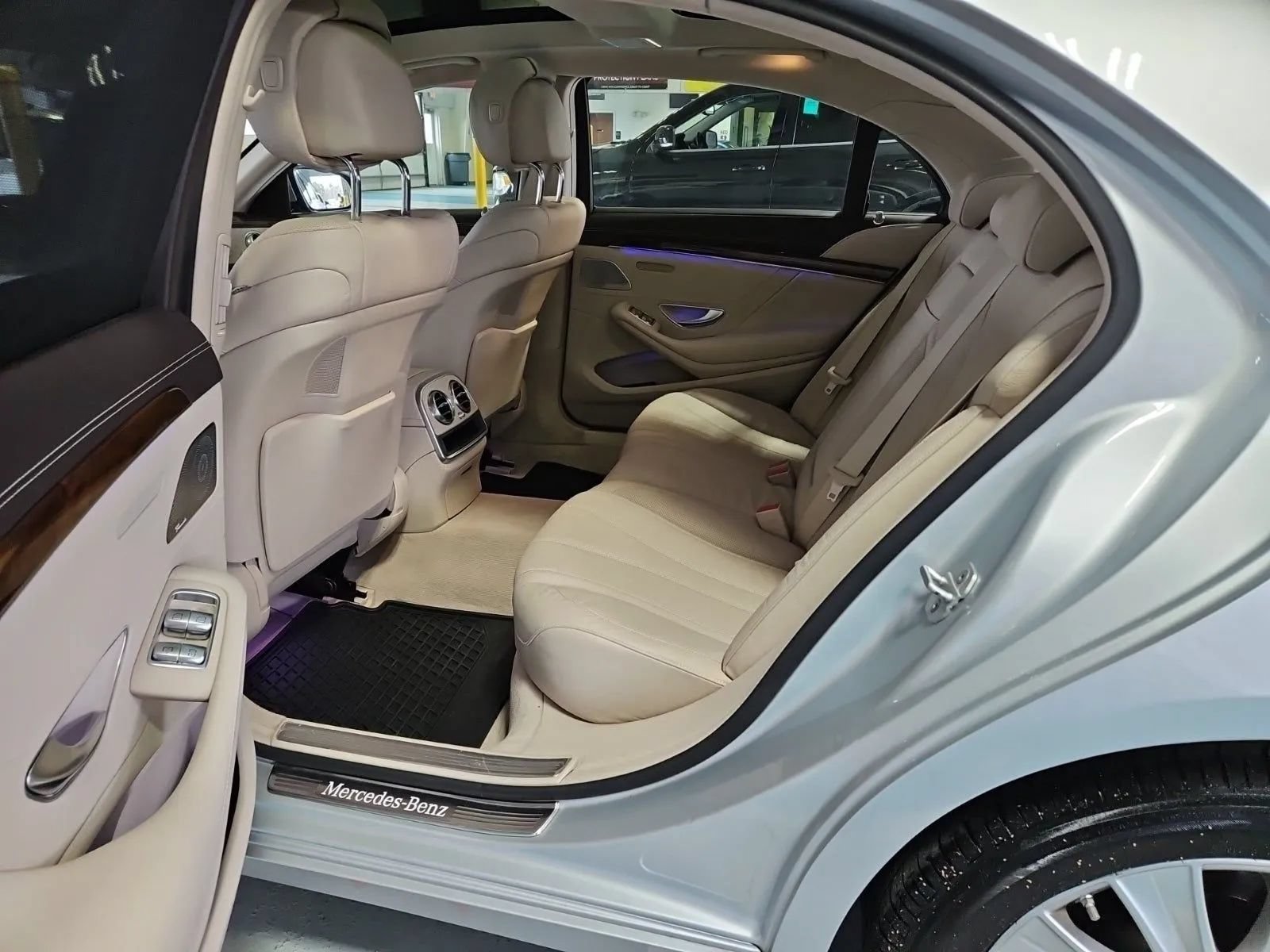 Used 2015 Mercedes-Benz S 550 4MATIC Sedan image 5