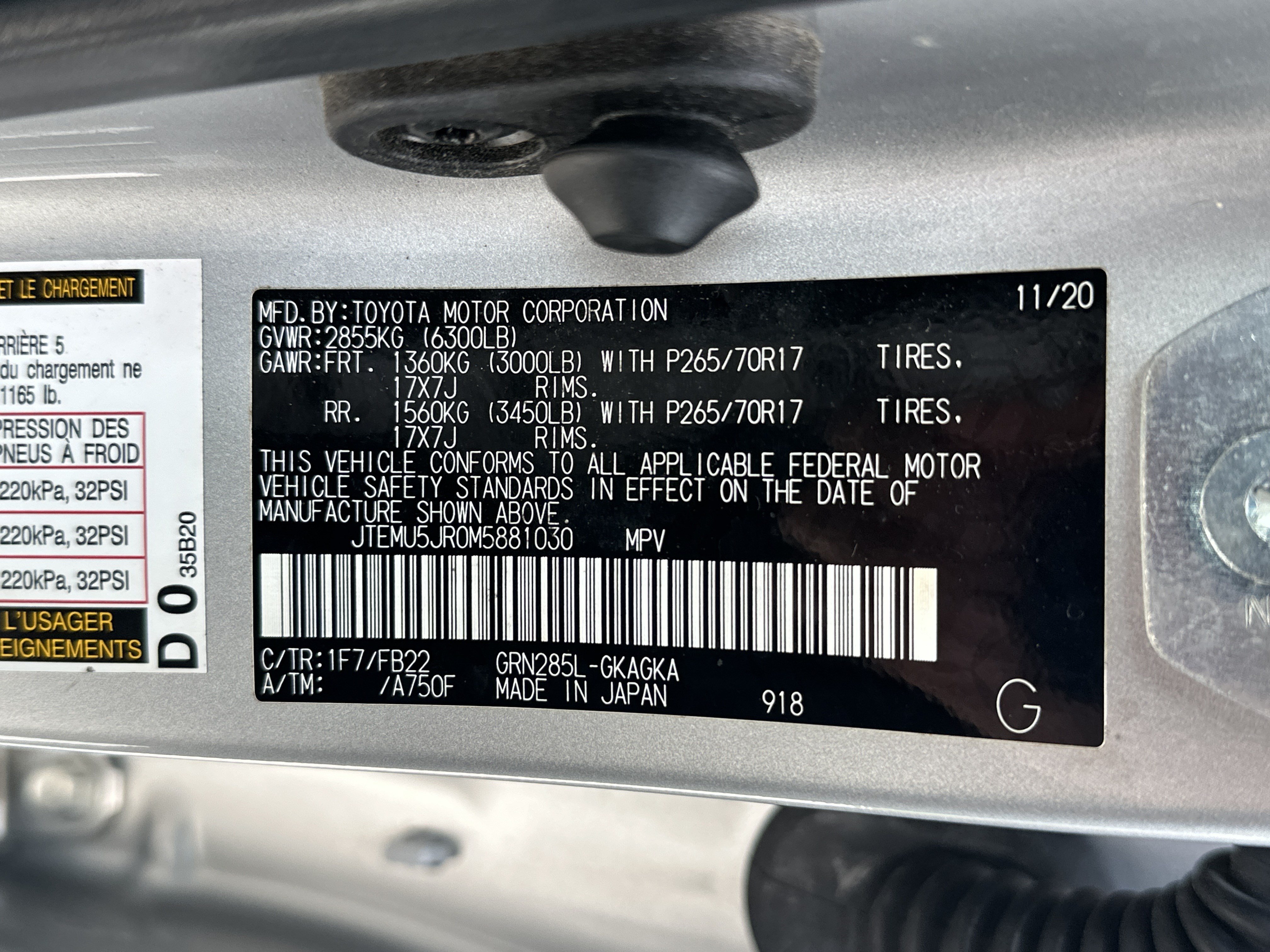 Used 2021 Toyota 4Runner SR5 AWD/4WD image 36