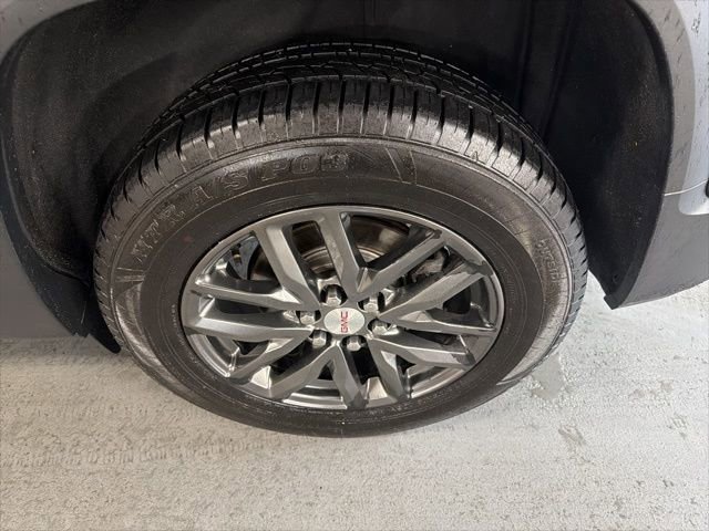 Used 2017 GMC Acadia SLT image 9