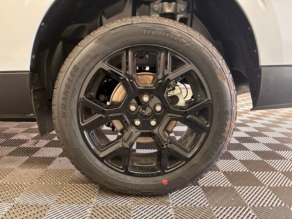 New 2025 Ford Maverick Lariat w/ Black Appearance Package image 15