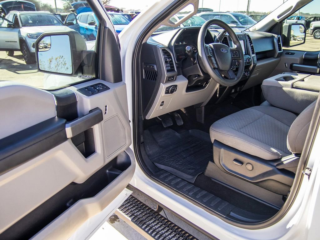 Used 2020 Ford F150 XLT image 24