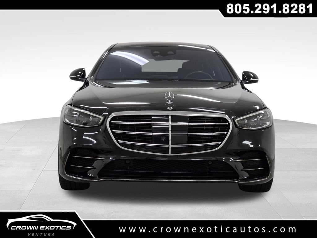 Used 2023 Mercedes-Benz S 580 4MATIC Sedan w/ AMG Line image 2