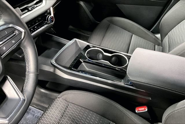 Used 2025 Chevrolet Equinox LT image 17