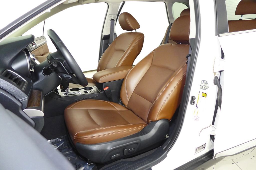 Used 2019 Subaru Outback 3.6R Touring w/ Popular Package #3A AWD/4WD image 22