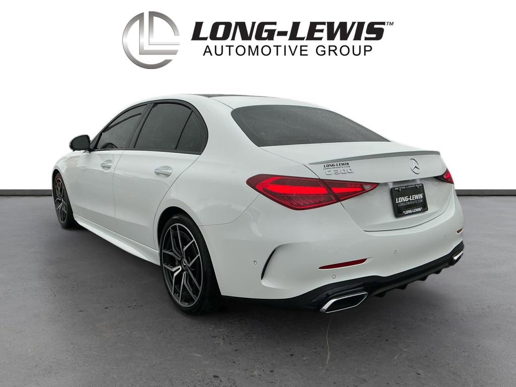 Used 2023 Mercedes-Benz C 300 Sedan image 4