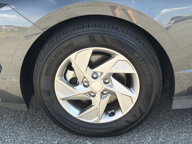 Certified 2026 Hyundai Sonata SE FWD image 38