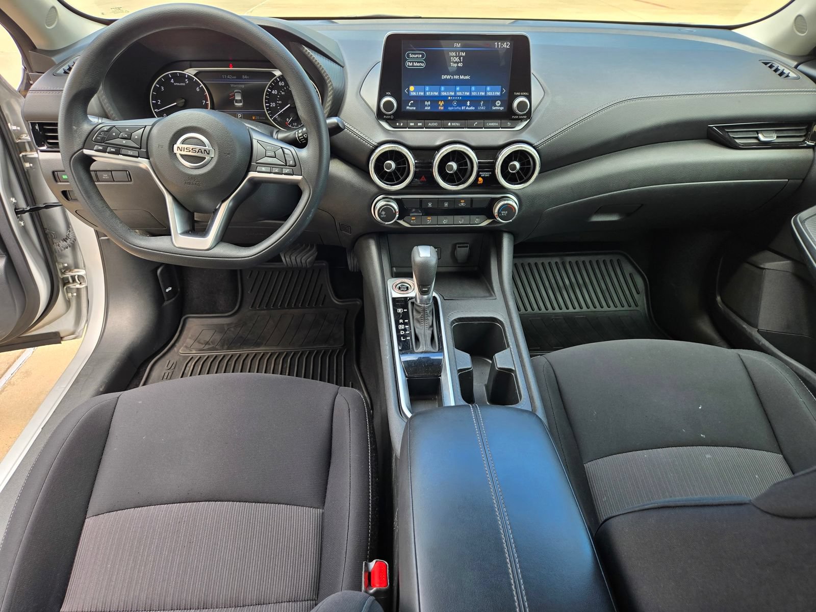 Used 2023 Nissan Sentra SV FWD image 8