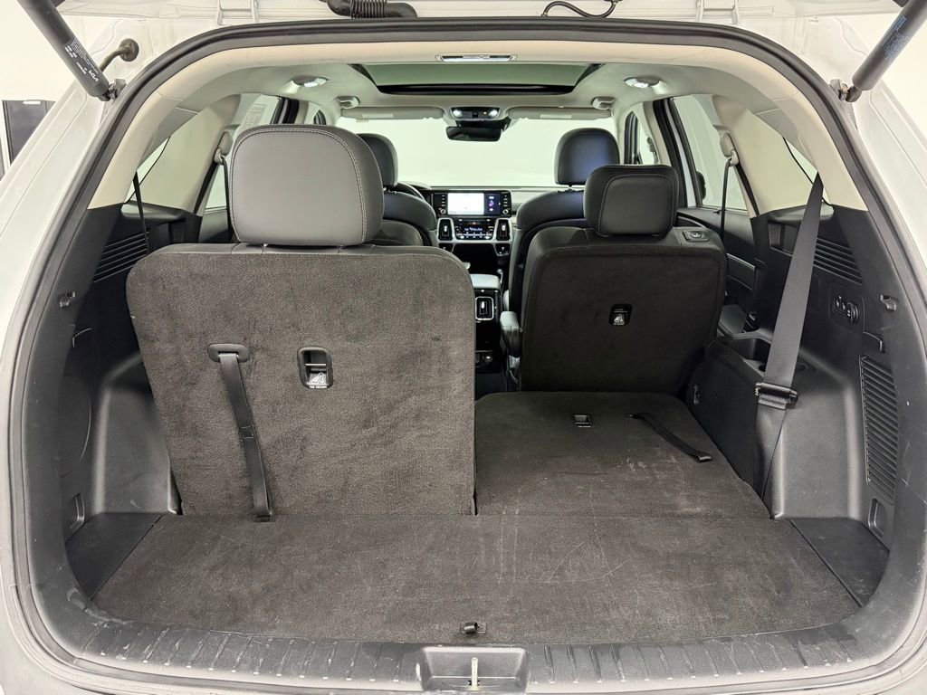 Used 2023 Kia Sorento SX Prestige image 30