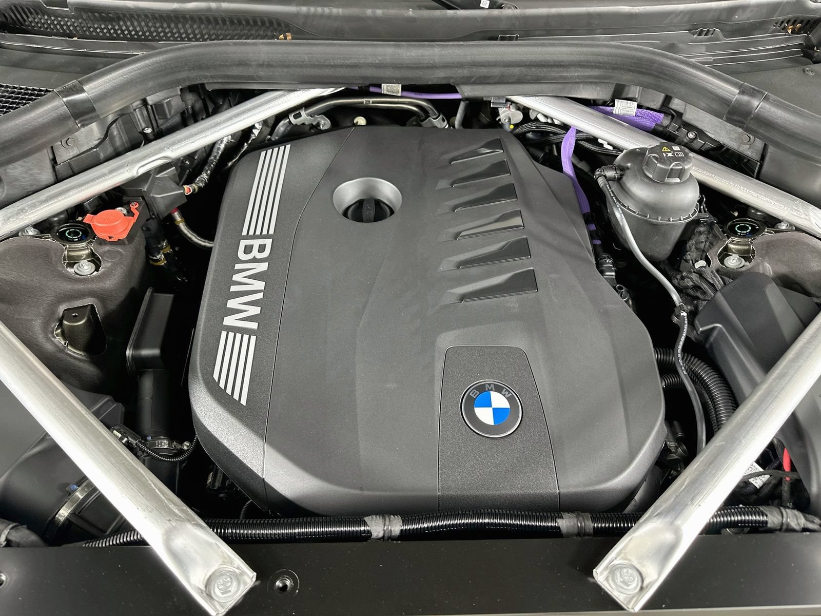 New 2027 BMW X7 xDrive40i w/ Executive Package AWD/4WD image 13