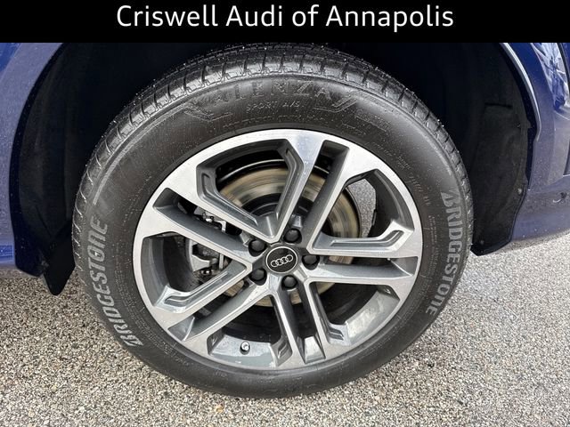 Certified 2025 Audi Q5 Premium w/ Convenience Package image 12