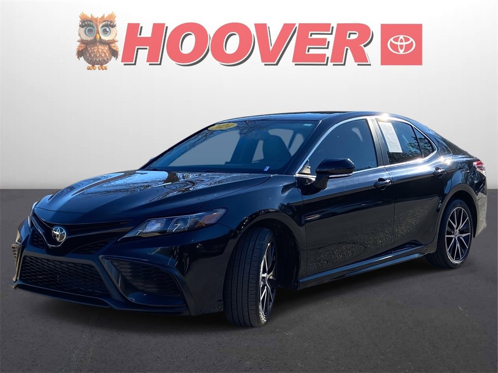 Used 2024 Toyota Camry SE image 6