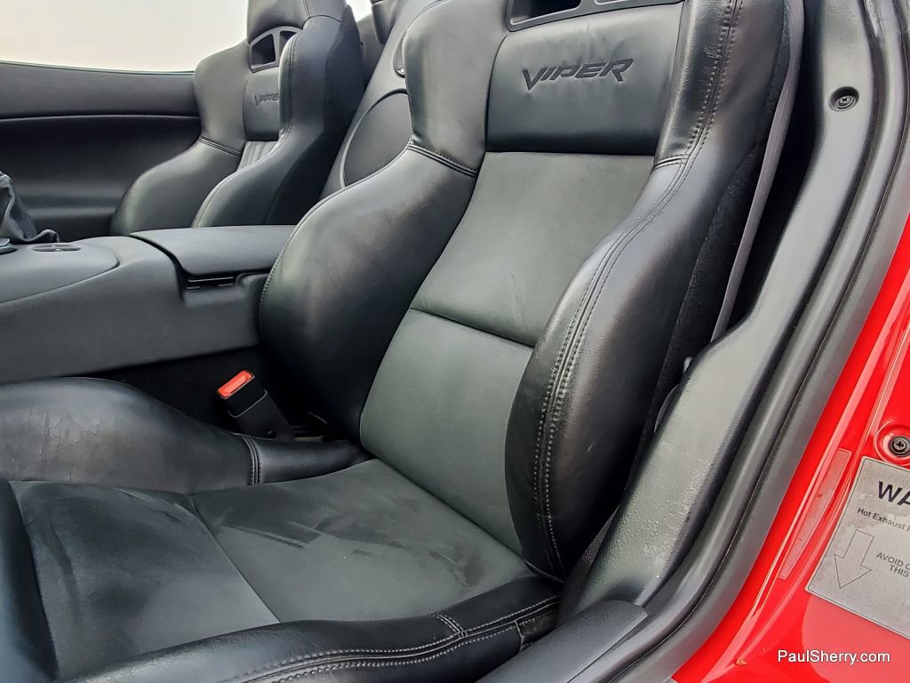 Used 2003 Dodge Viper SRT-10 image 35