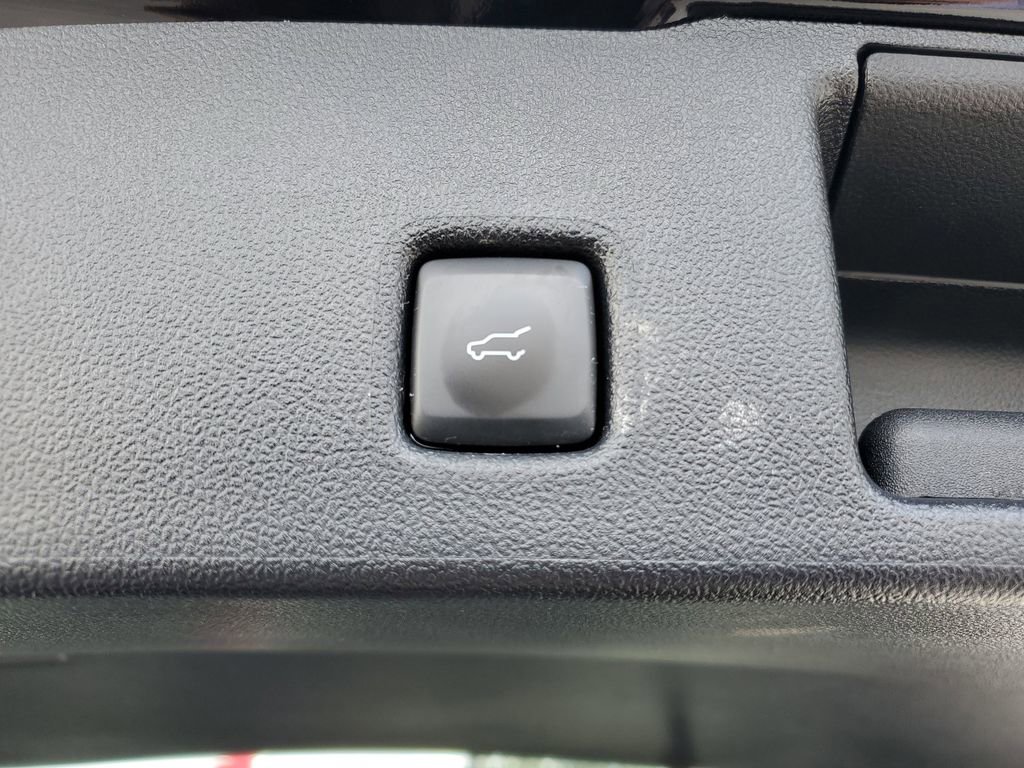 Used 2024 Ford Escape SE image 33