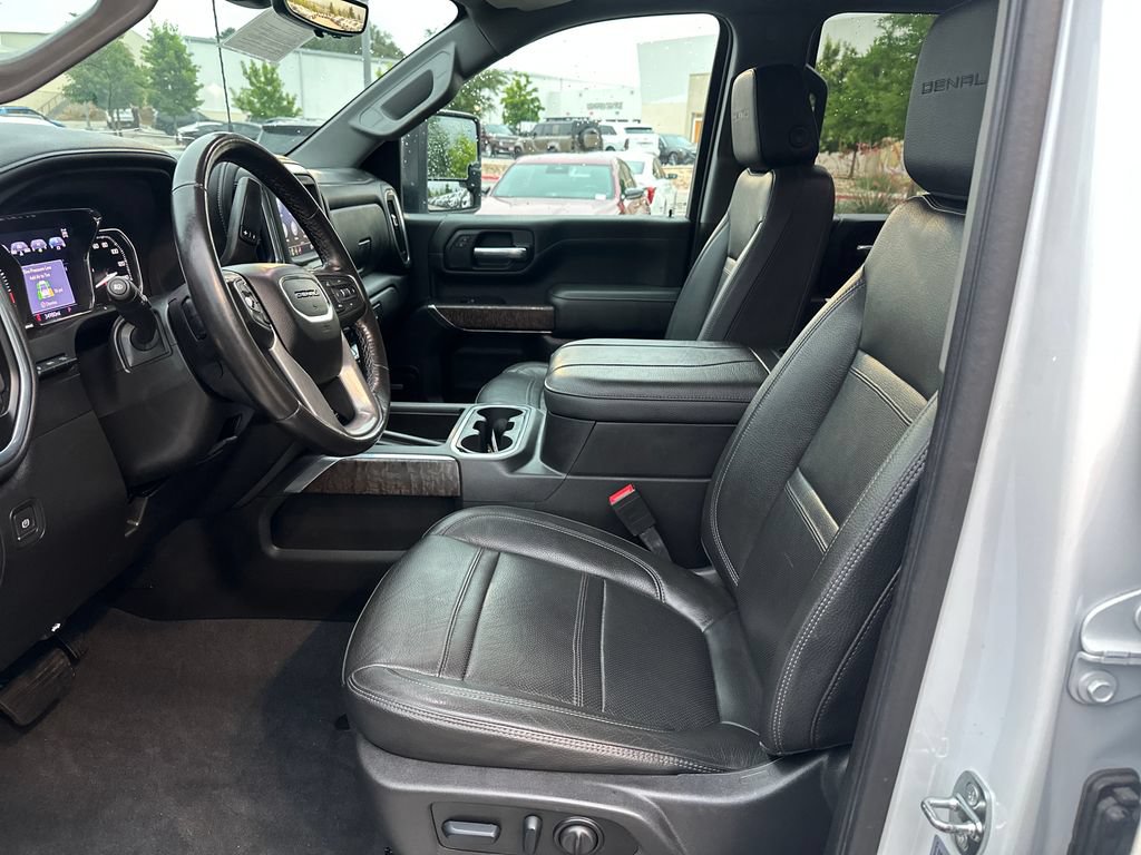 Used 2023 GMC Sierra 2500 Denali w/ Denali Ultimate Package AWD/4WD image 21
