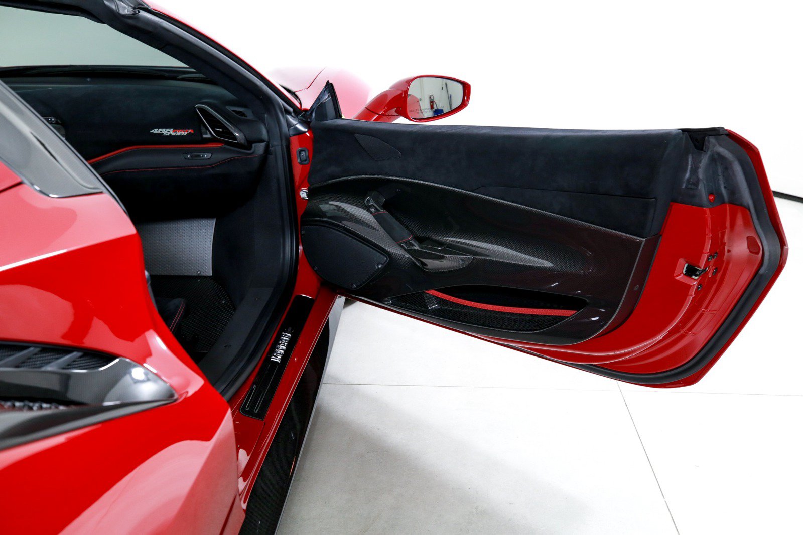 Used 2020 Ferrari 488 Pista Spider RWD image 18