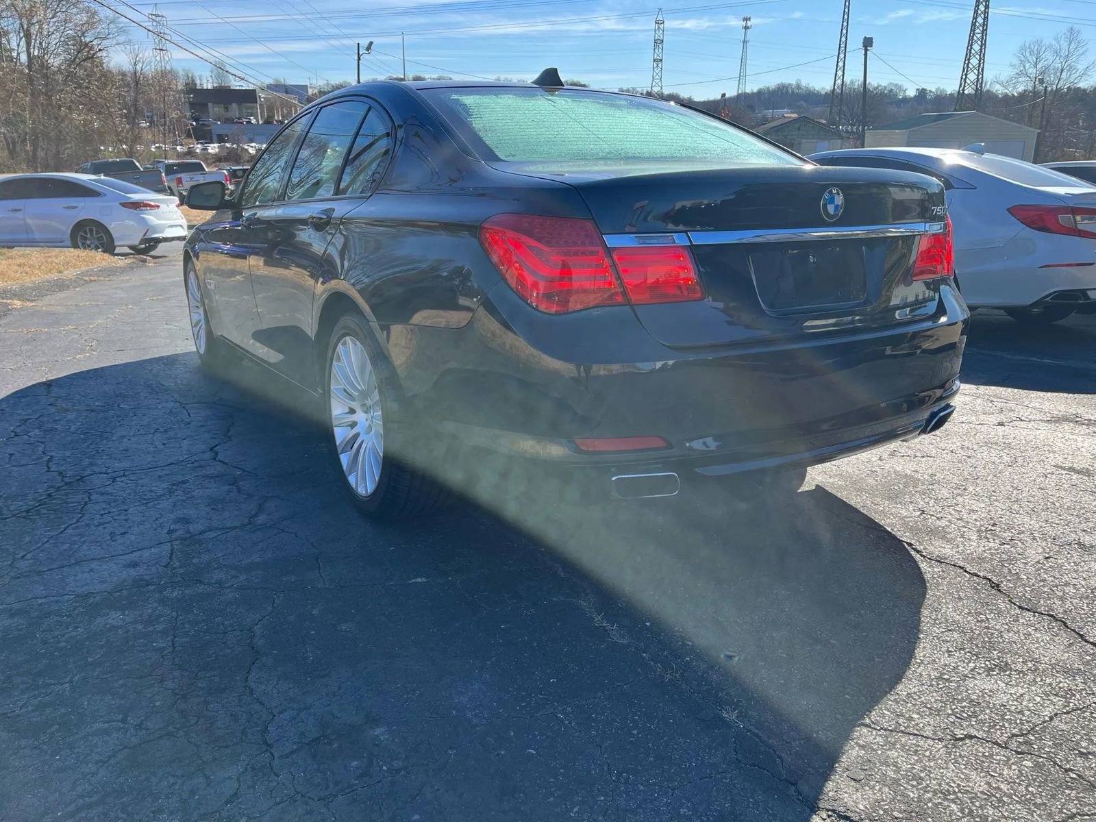 Used 2009 BMW 750i image 5