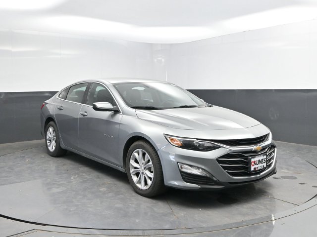 Used 2025 Chevrolet Malibu LT FWD image 4