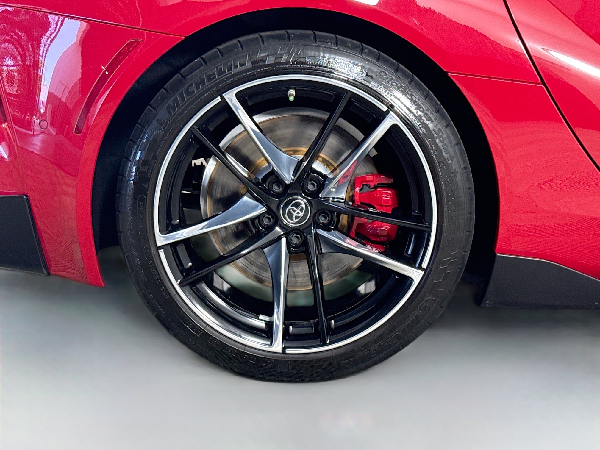 Used 2021 Toyota Supra Premium w/ Driver Assist Package RWD image 29