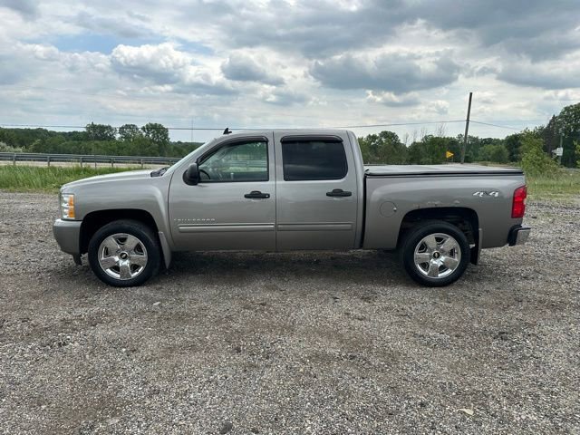 Used 2009 Chevrolet Silverado 1500 LT w/ Power Pack Plus AWD/4WD image 3