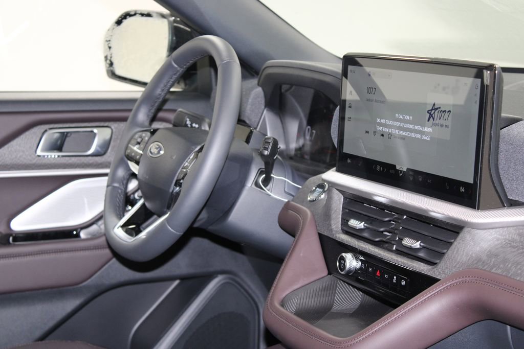 New 2026 Ford Explorer Platinum image 31