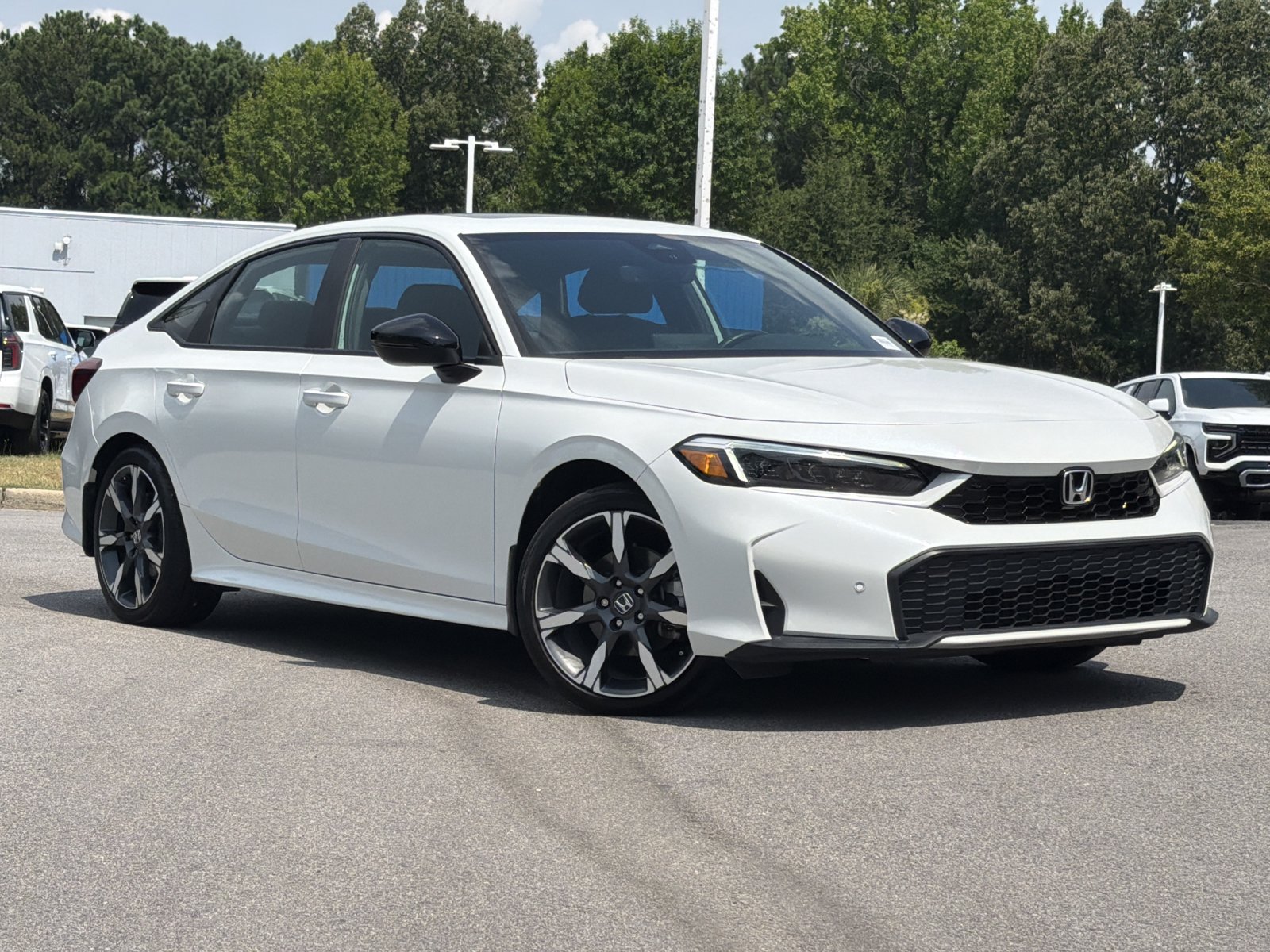 Used 2025 Honda Civic Sport Touring image 2