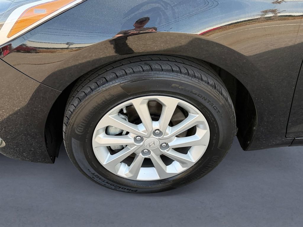 Used 2022 Hyundai Accent SEL w/ Cargo Package image 9