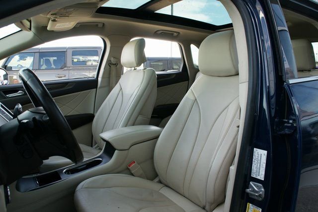 Used 2018 Lincoln MKC Reserve w/ Lincoln MKC Climate Package image 15