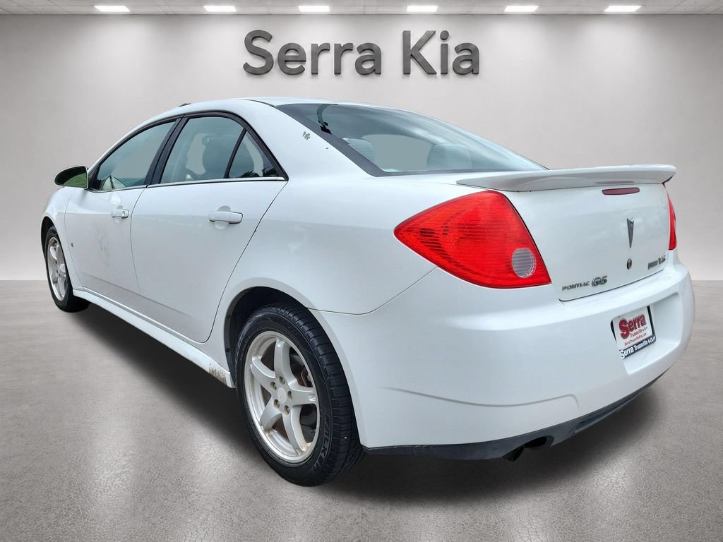 Used 2009 Pontiac G6 Sedan w/ Sport Package 2 FWD image 3