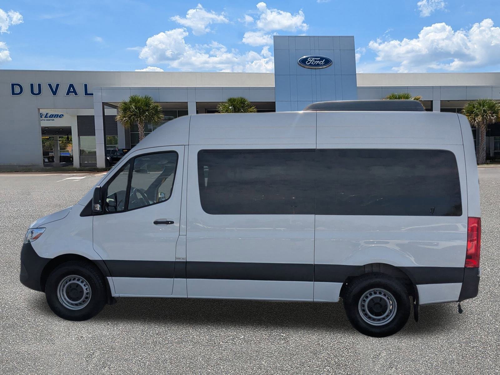 Used 2024 Mercedes-Benz Sprinter 2500 image 7