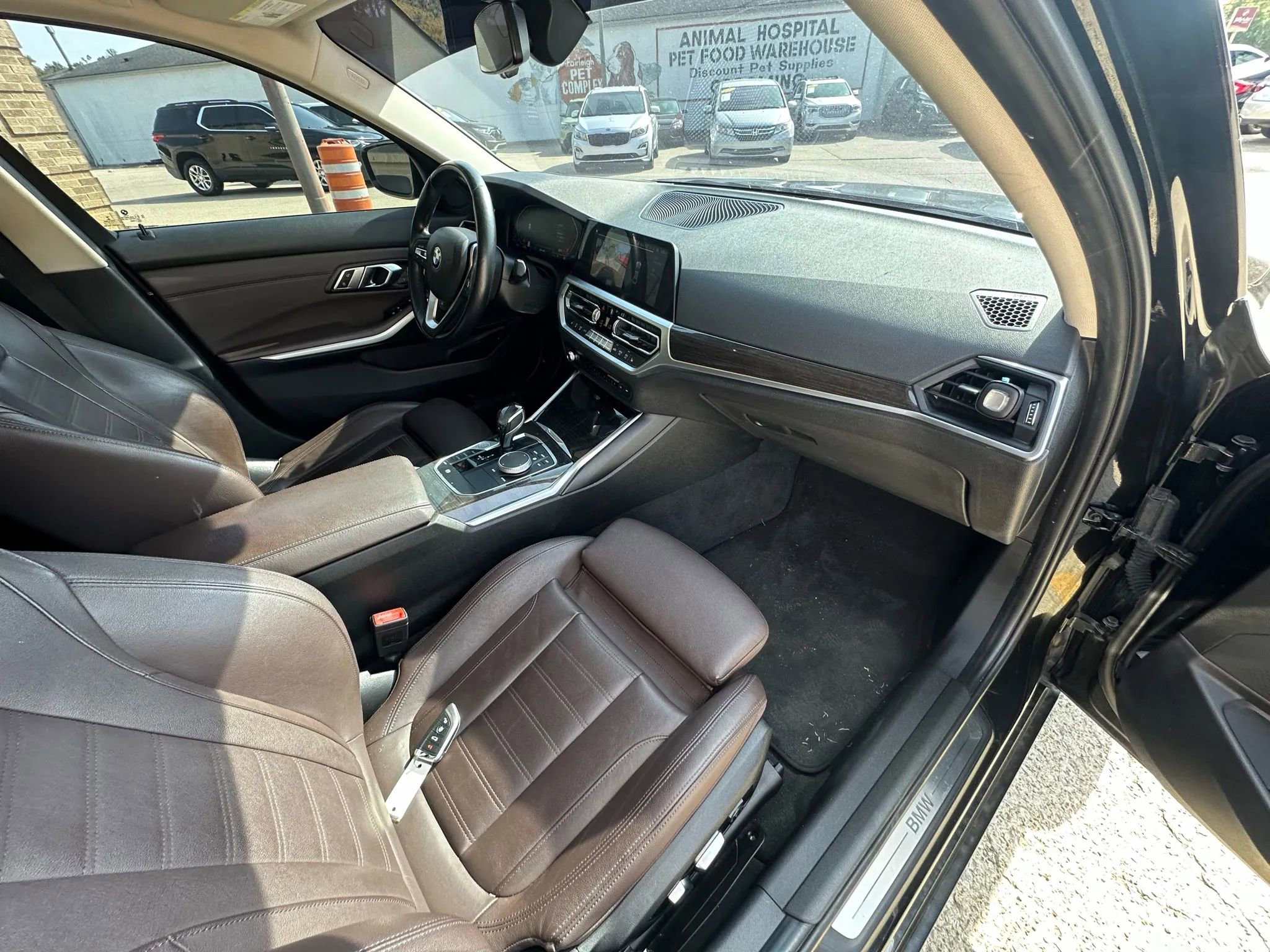 Used 2019 BMW 330i Sedan image 10
