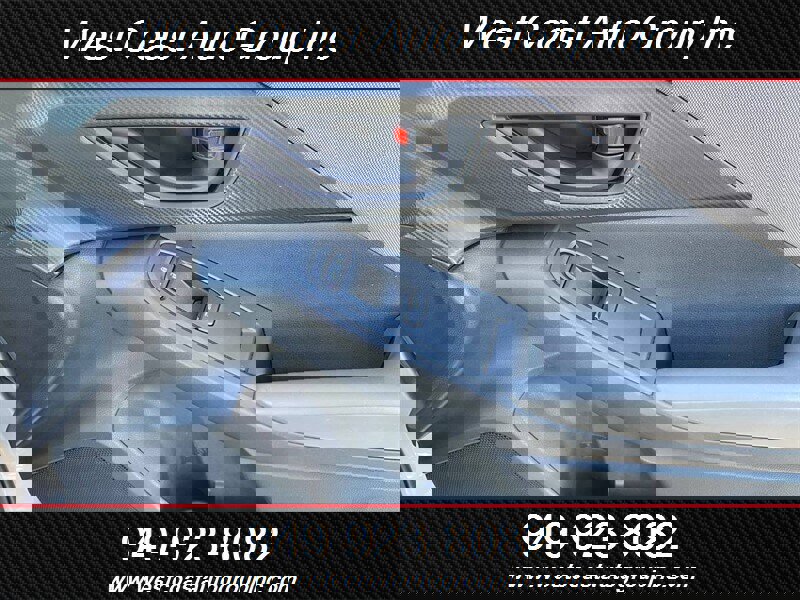 Used 2025 Subaru Crosstrek 2.0i image 19