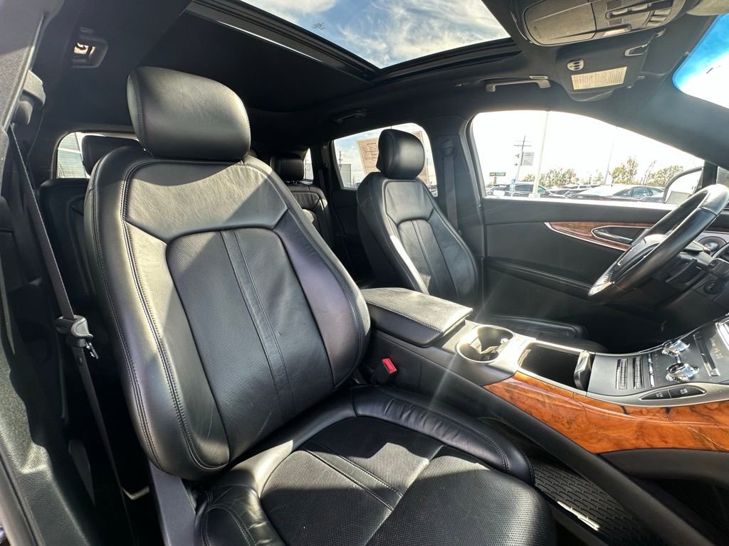Used 2020 Lincoln Nautilus Reserve w/ Equipment Group 202A AWD/4WD image 31