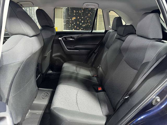 Certified 2025 Toyota RAV4 XLE AWD/4WD image 17