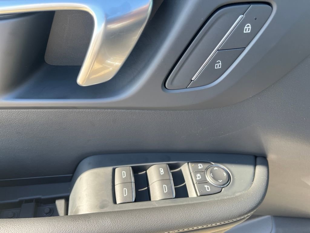 Used 2025 Buick Enclave Sport Touring image 12