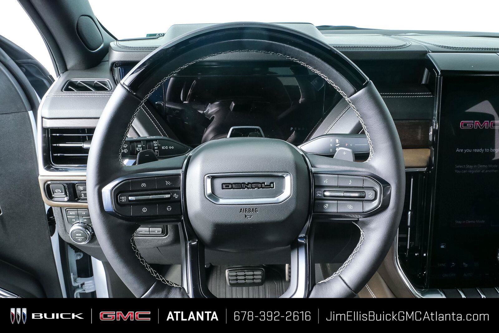 New 2027 GMC Yukon Denali Ultimate w/ LPO, Illumination Package AWD/4WD image 10