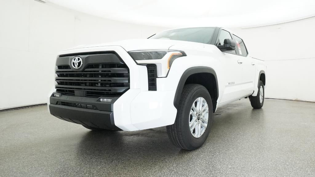 New 2026 Toyota Tundra SR5 AWD/4WD image 32