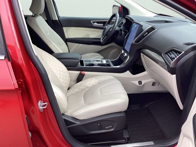 Used 2024 Ford Edge Titanium w/ Titanium Elite Package image 23
