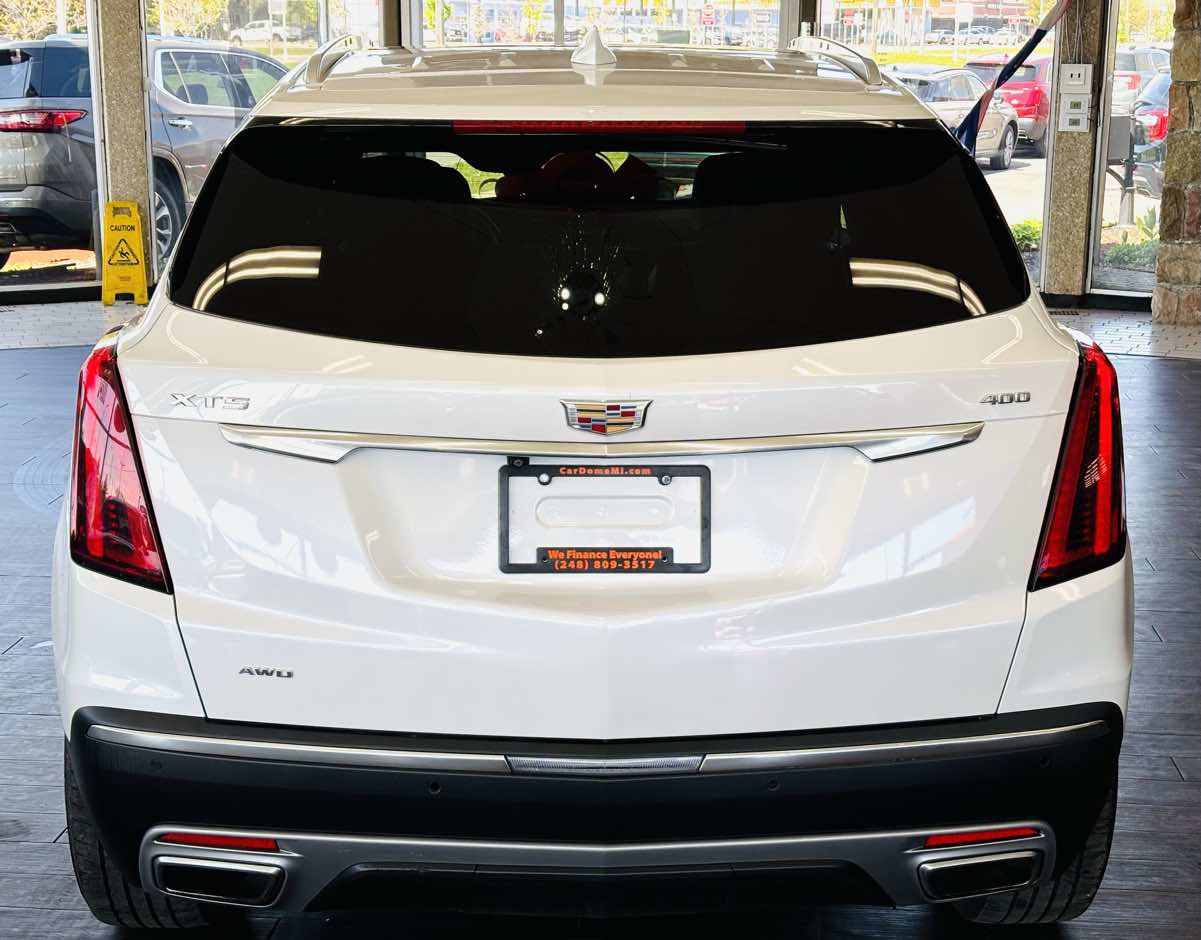 Used 2024 Cadillac XT5 Premium Luxury w/ LPO, Floor Liner Package AWD/4WD image 11