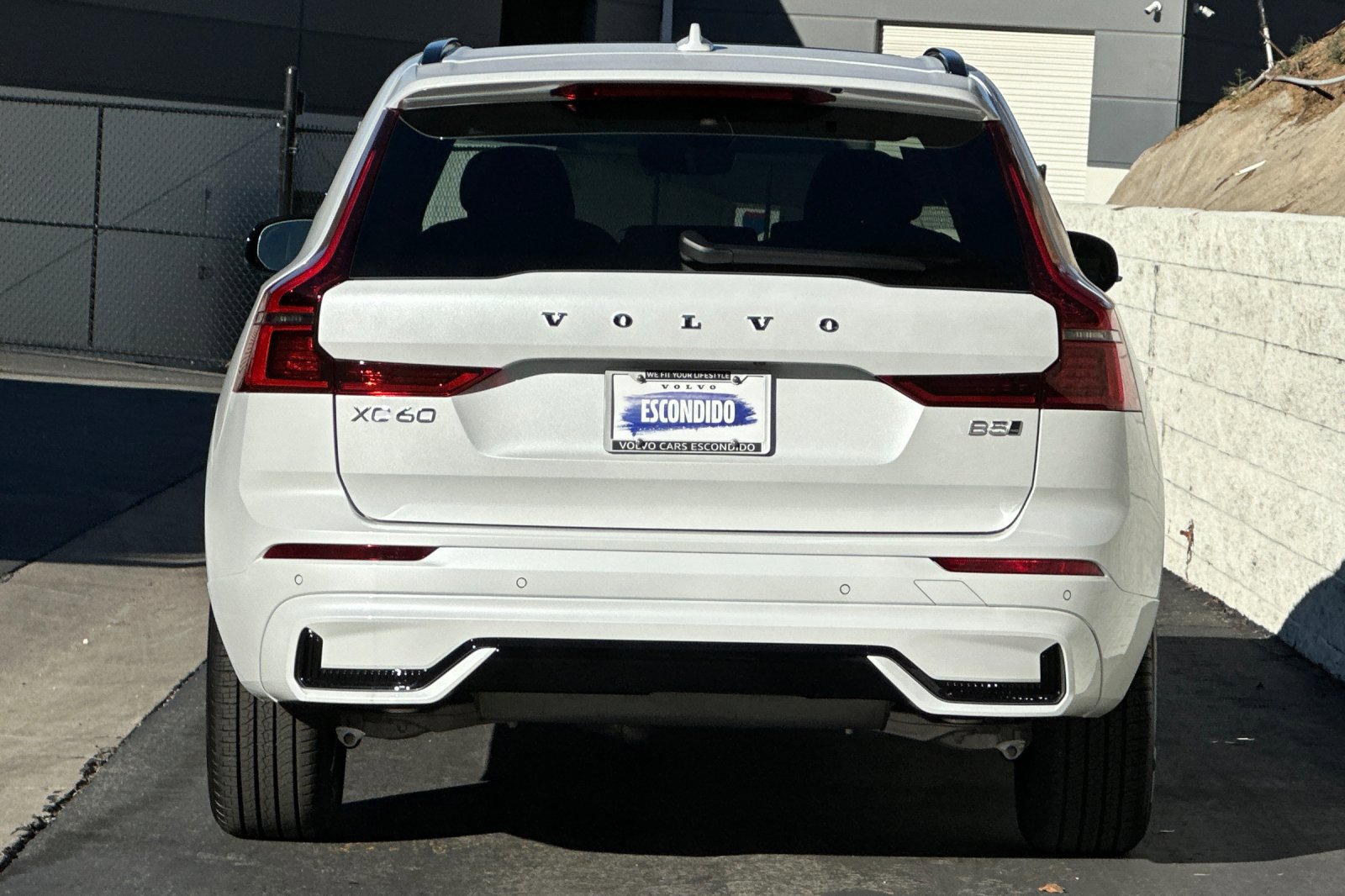 New 2026 Volvo XC60 B5 Core image 6