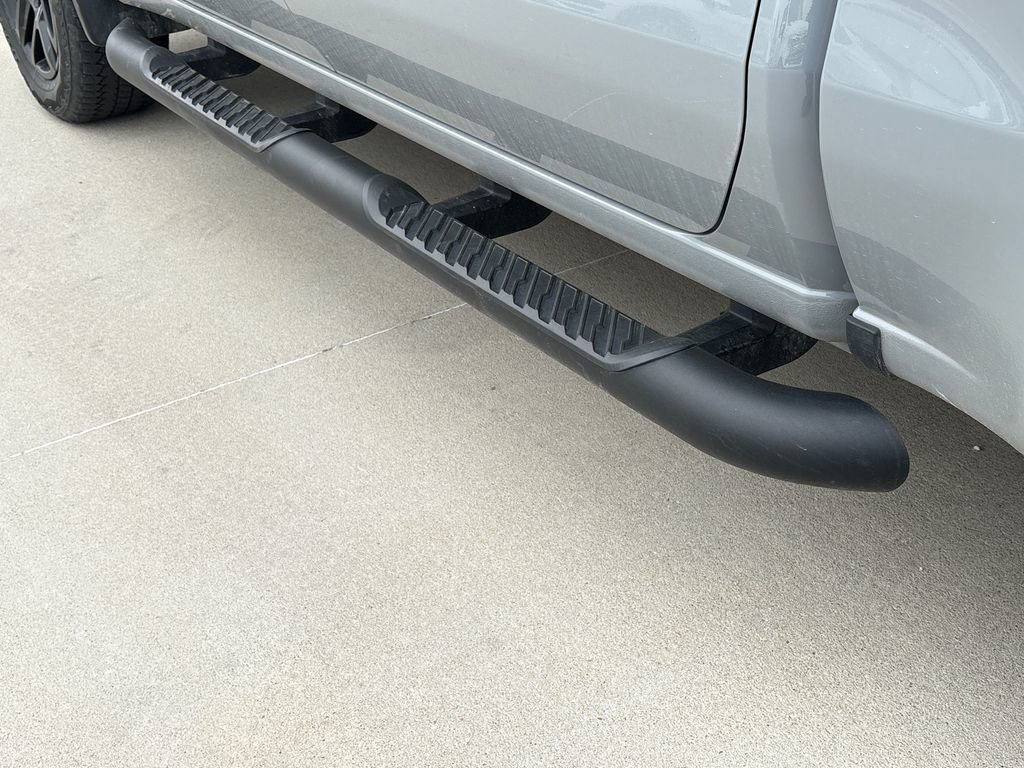 Used 2024 Chevrolet Silverado 1500 Custom Trail Boss w/ Turbomax Blackout Package AWD/4WD image 38