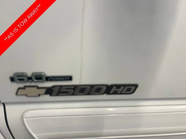 Used 2005 Chevrolet Silverado 1500 LS w/ Skid Plate Package AWD/4WD image 9