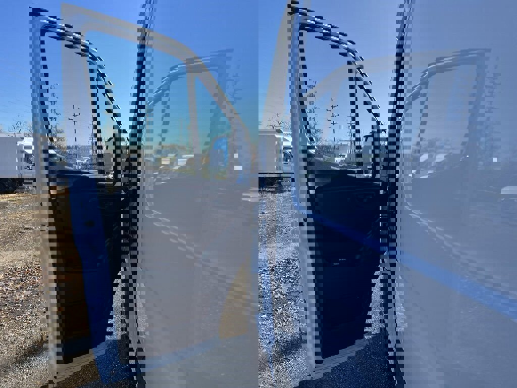 New 2025 Mercedes-Benz Sprinter 2500 image 12