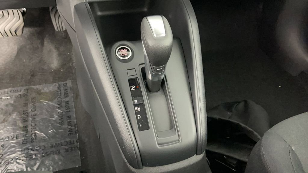 New 2025 Nissan Kicks Play S image 17