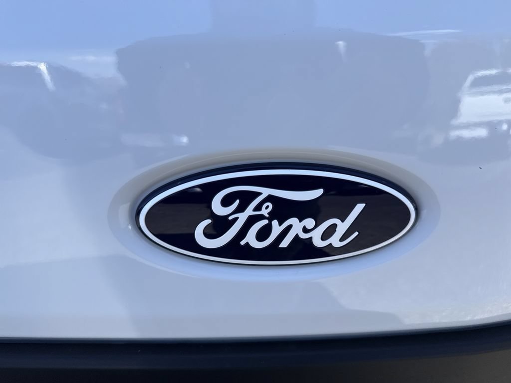 New 2026 Ford Transit 250 148 Medium Roof RWD image 17