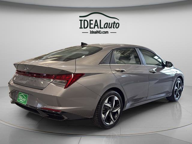 Used 2022 Hyundai Elantra SEL w/ Convenience + Premium Package image 27