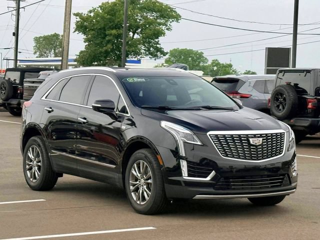 Used 2023 Cadillac XT5 Premium Luxury w/ LPO, Floor Liner Package FWD image 3
