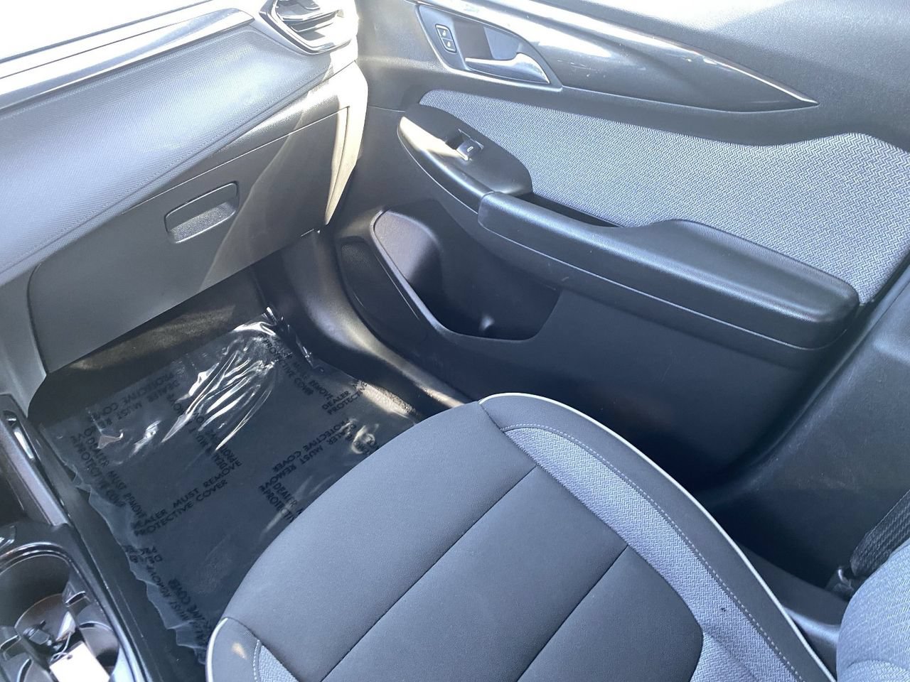 Used 2025 Chevrolet TrailBlazer LT FWD image 17