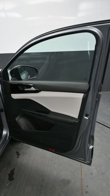 Used 2025 Volkswagen Taos S AWD/4WD image 9