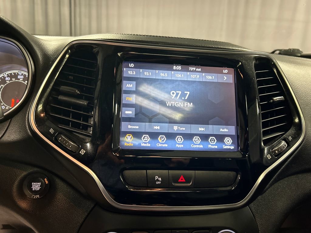 Used 2020 Jeep Cherokee Limited AWD/4WD image 15