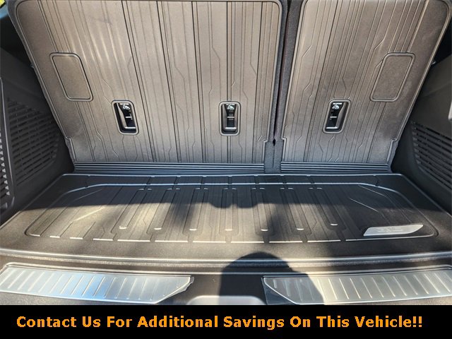 New 2026 GMC Yukon Denali w/ Sun & Power Step Package image 24